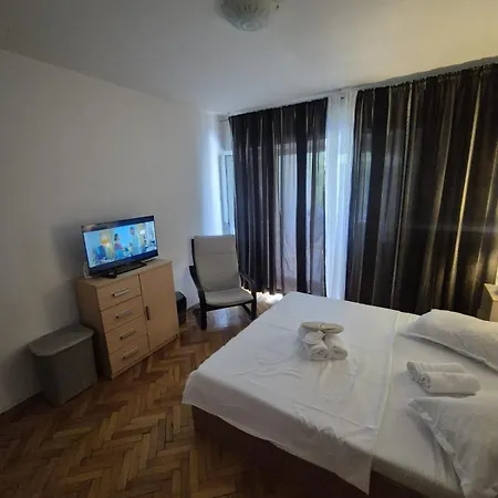 Splaiul Unirii 8 Bucharest